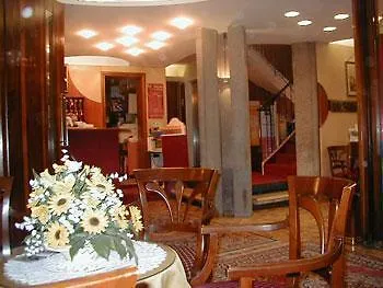 فندق أمباسادور تري روز البندقية إيطاليا