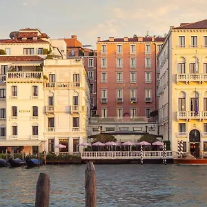 The St. Regis Veneza