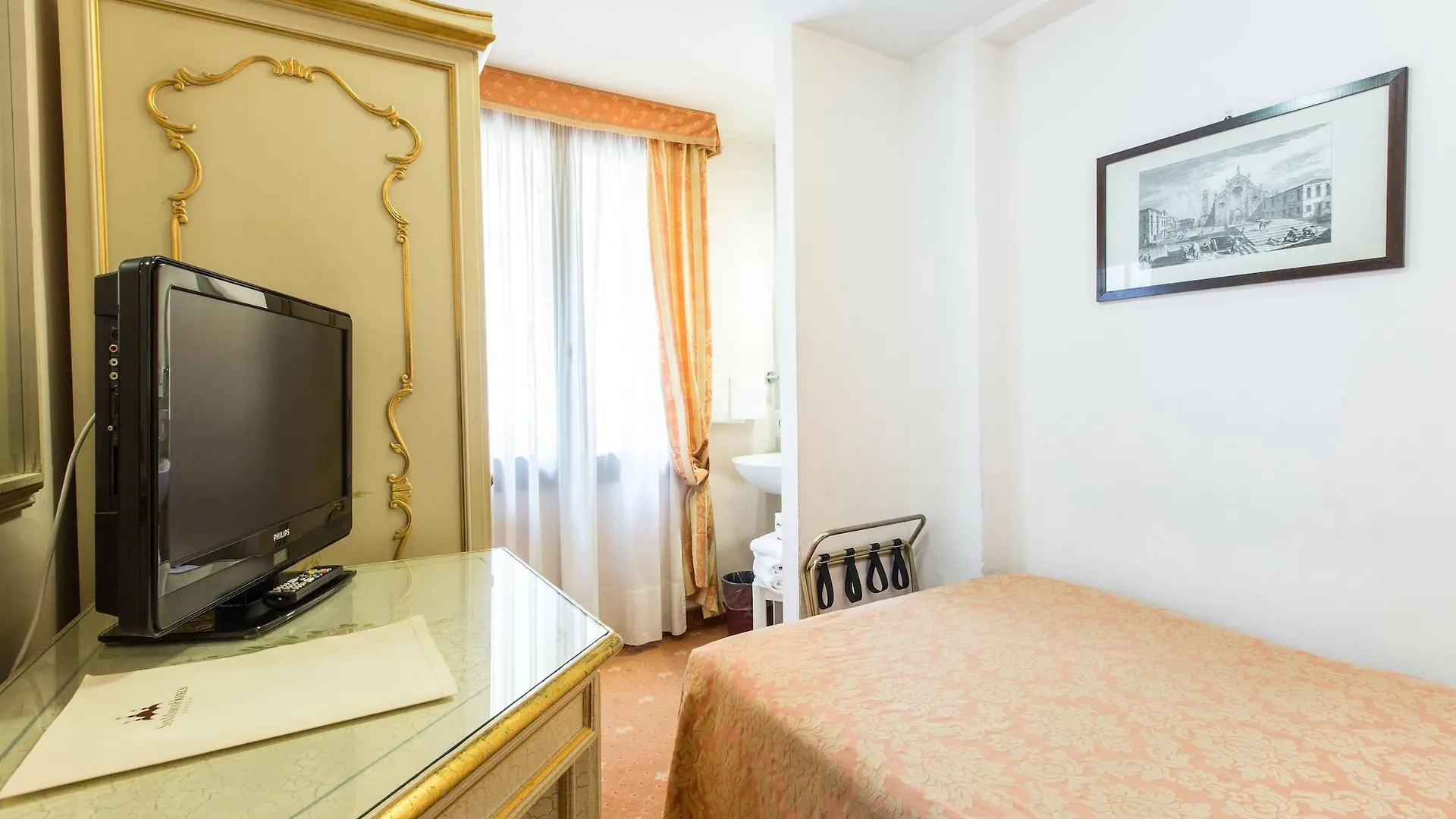 Ambassador Tre Rose Hotel Veneza