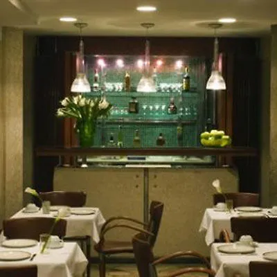 Ambassador Tre Rose Hotel Veneza